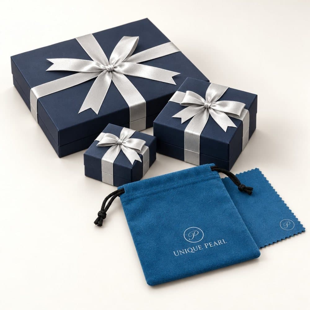 Unique Pearl gift boxes and teal pouch